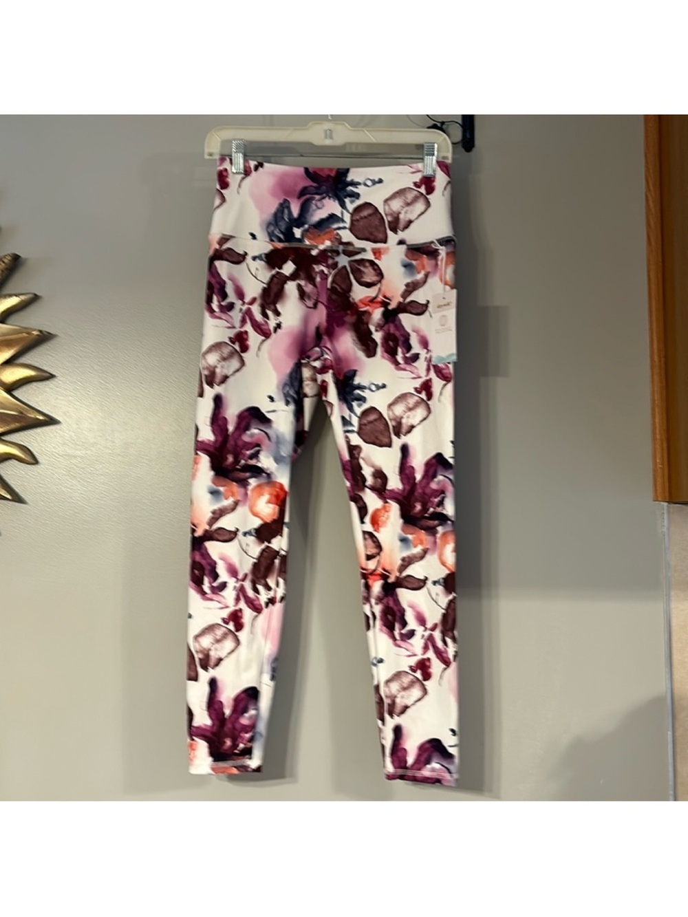BALANCE COLLECTION NWT LEGGINGS